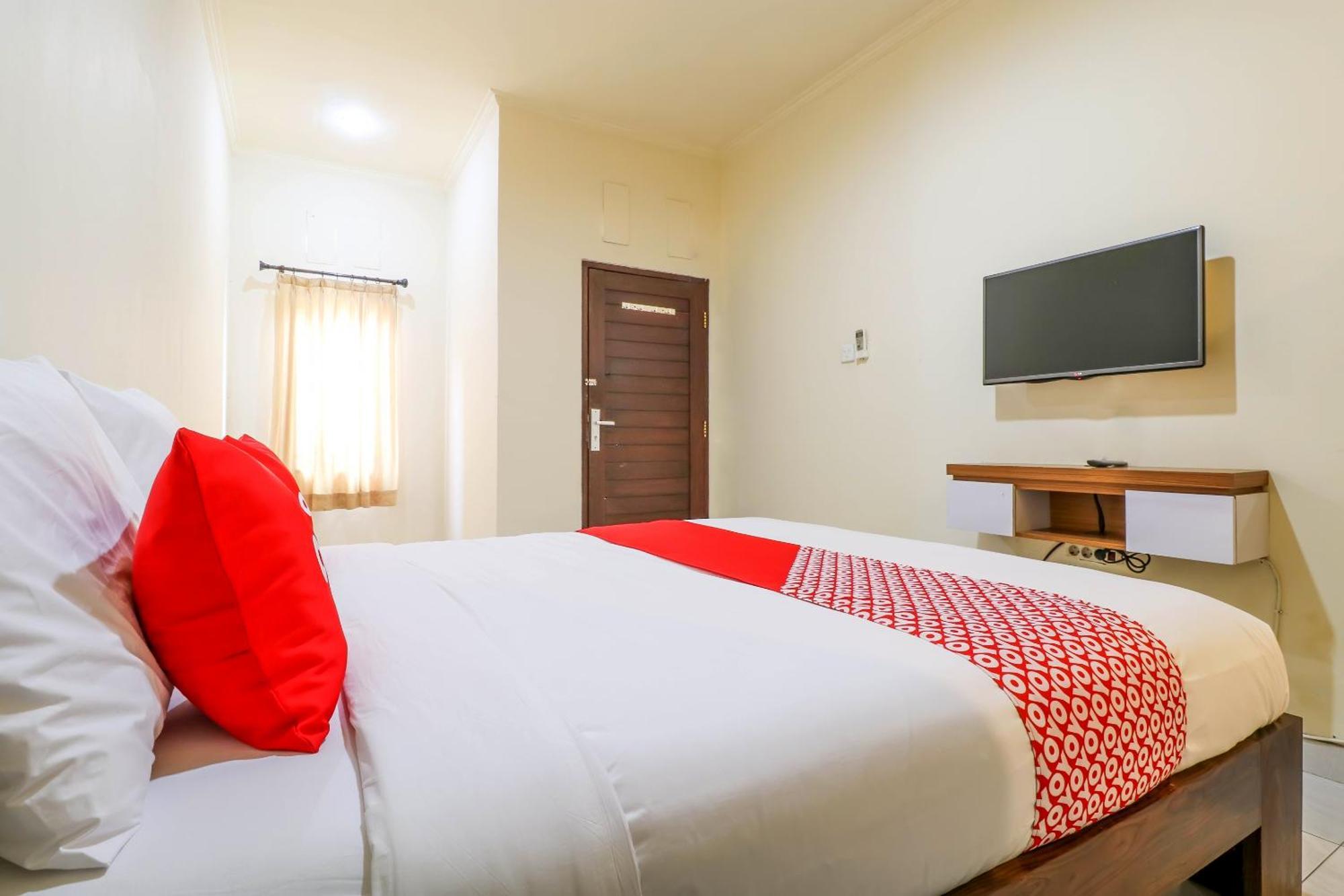 Oyo 2178 Merthan House Seminyak  Luaran gambar